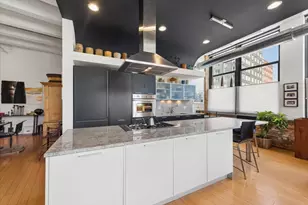 1800 Ridge Ave, Evanston, IL 60201 - Photo 9