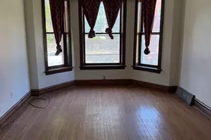 911 W 84th St, Chicago, IL 60620 - Photo 3