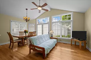 635 Northmoor Rd, Lake Forest, IL 60045 - Photo 9