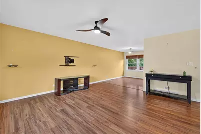 7290 Jasmine Drive, Hanover Park, IL 60133 - Photo 5