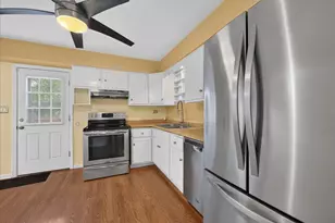 7290 Jasmine Dr, Hanover Park, IL 60133 - Photo 11