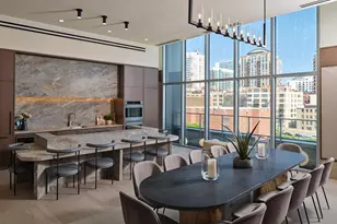369 W Grand Ave, Chicago, IL 60654 - Photo 9