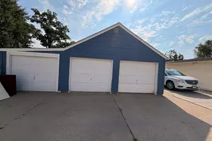 2010 46th St, Rock Island, IL 60201 - Photo 15