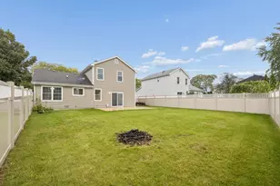 388 Woodhollow Ln, Bartlett, IL 60103 - Photo 21