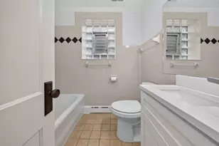4111 N Francisco Ave, Chicago, IL 60618 - Photo 21