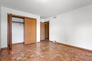 2720 N Bayview Ln, McHenry, IL 60051 - Photo 13