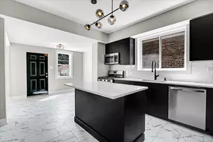 5729 S Campbell Ave, Chicago, IL 60629 - Photo 15