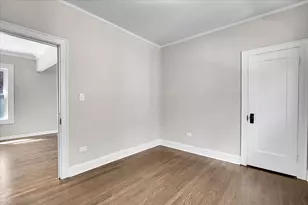 5729 S Campbell Ave, Chicago, IL 60629 - Photo 9