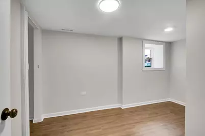 5729 S Campbell Avenue, Chicago, IL 60629 - Photo 31