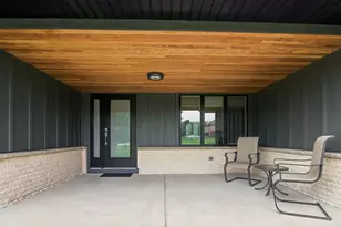 9S580 Clarendon Hills Rd, Willowbrook, IL 60527 - Photo 3