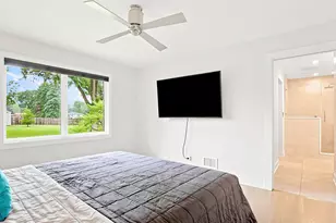 9S580 Clarendon Hills Rd, Willowbrook, IL 60527 - Photo 31