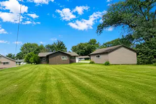 4671 185th Pl, Country Club Hills, IL 60478 - Photo 9