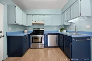 2S809 Grove Ln, Warrenville, IL 60555 - Photo 5