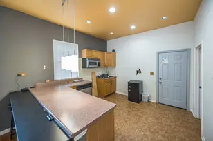 3008 N Clybourn Ave, Chicago, IL 60618 - Photo 11