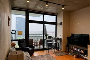 235 W Van Buren St, Chicago, IL 60607 - Photo 3