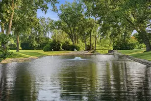 938 Hidden Lake Dr, Buffalo Grove, IL 60089 - Photo 27