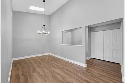 938 Hidden Lake Drive #938, Buffalo Grove, IL 60089 - Photo 5