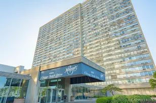 4800 S Chicago Beach Dr, Chicago, IL 60615 - Photo 1