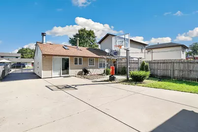 4039 W 90th Place, Hometown, IL 60456 - Photo 13