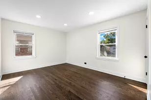 8826 S Jeffery Blvd, Chicago, IL 60617 - Photo 25