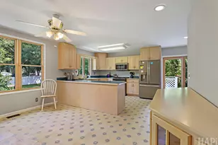 4712 Wildwood Dr, McHenry, IL 60051 - Photo 9