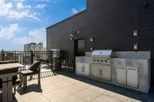 1235 N Ashland Ave, Chicago, IL 60622 - Photo 21