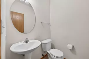 2835 Cattail Ct, Wauconda, IL 60084 - Photo 11
