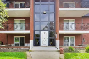17005 Albany Ave, Hazel Crest, IL 60429 - Photo 3