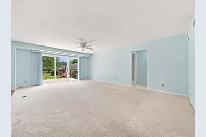 801 Quail Ridge Drive #801, Freeport, IL 61032 - Photo 7