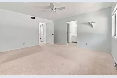 801 Quail Ridge Drive #801, Freeport, IL 61032 - Photo 15