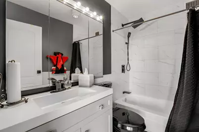 5201 S Cornell Avenue #27D, Chicago, IL 60615 - Photo 17