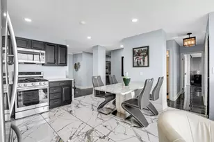 5201 S Cornell Ave, Chicago, IL 60615 - Photo 11