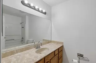2986 Waters Edge Cir, Aurora, IL 60504 - Photo 23
