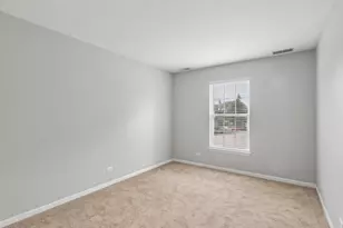 2986 Waters Edge Cir, Aurora, IL 60504 - Photo 25