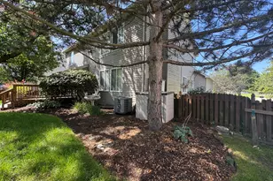 331 Berkeley Dr, Bolingbrook, IL 60440 - Photo 53