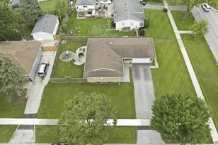 601 E Dogwood Ln, Mount Prospect, IL 60056 - Photo 37