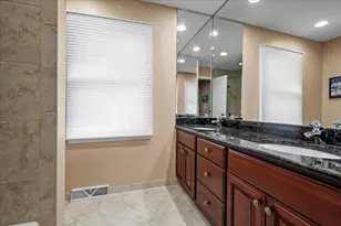 890 Dryden Ln, Highland Park, IL 60035 - Photo 19