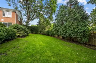 890 Dryden Ln, Highland Park, IL 60035 - Photo 21