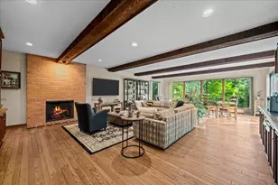 890 Dryden Ln, Highland Park, IL 60035 - Photo 5