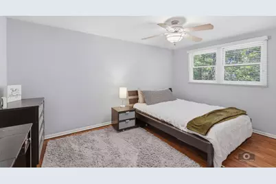 619 E Bauer Road, Naperville, IL 60563 - Photo 17