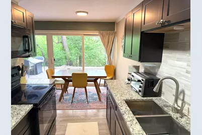 5500 Hillcrest Lane #129-PK, Lisle, IL 60532 - Photo 3