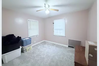 2224 Lawndale Avenue, Rockford, IL 61103 - Photo 9