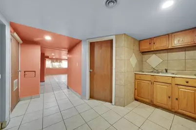 2238 S California Avenue, Chicago, IL 60608 - Photo 15