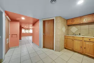 2238 S California Ave, Chicago, IL 60608 - Photo 15