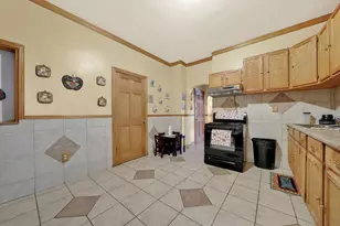 2238 S California Ave, Chicago, IL 60608 - Photo 7