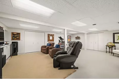 677 Driftwood Lane, Northbrook, IL 60062 - Photo 33