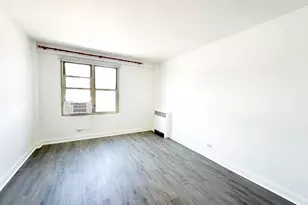 2606 W Balmoral Ave, Chicago, IL 60625 - Photo 7