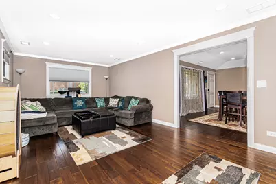 6116 W 94th Street, Oak Lawn, IL 60453 - Photo 9