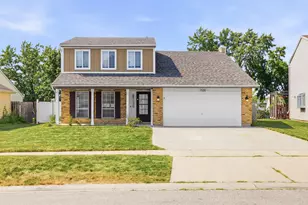 1320 Burns Dr, Elgin, IL 60120 - Photo 1