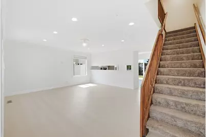 1320 Burns Drive, Elgin, IL 60120 - Photo 5